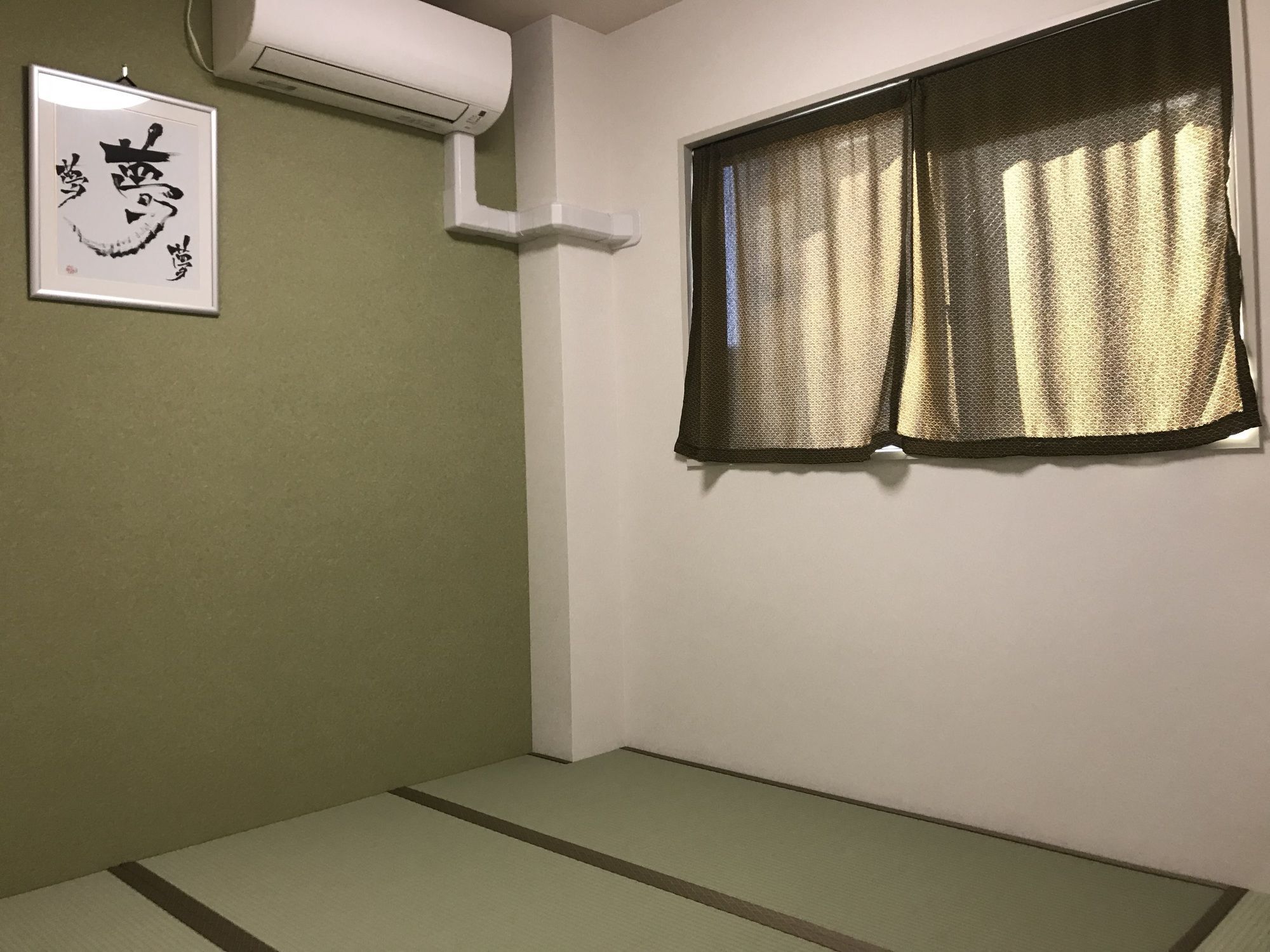 Guesthouse Yours Ōsaka Exterior foto